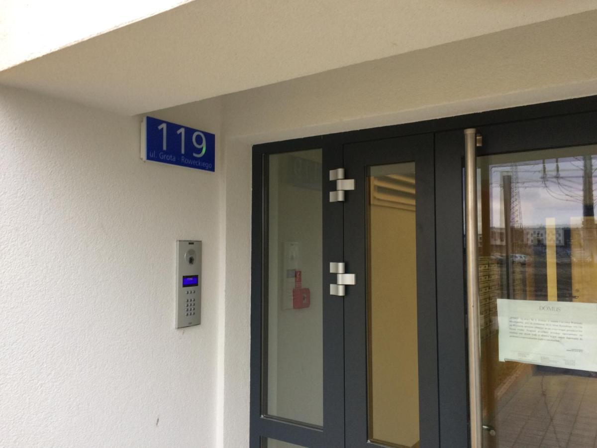 Apartament Na Wojszycach2 Hotel Wroclaw Exterior photo
